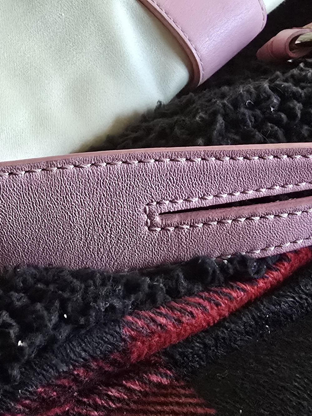 COACH  Hampton Soho Y2K Cream and Pink Leather Shoulder Bag with Flap and Buckle - Picture 7 of 13
